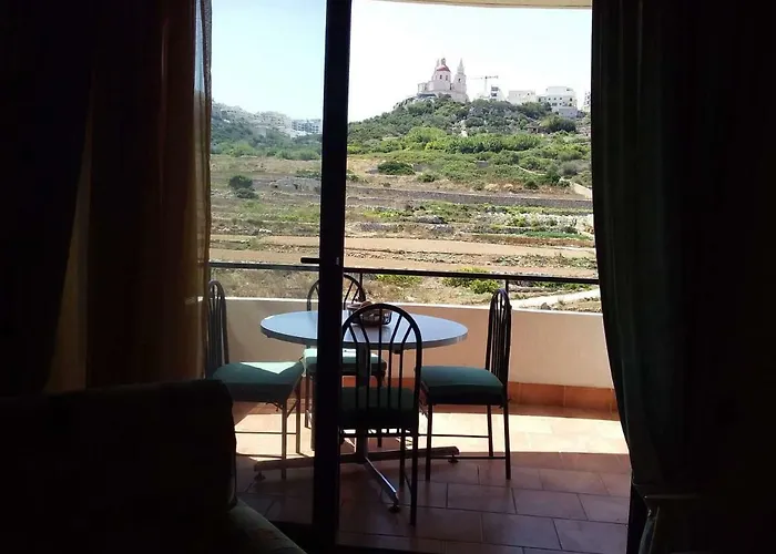 The Halcyon Apartament